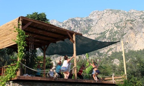 Bade Hoca İle Yoga Kampı – Kabak Koyu – Sultan Camp